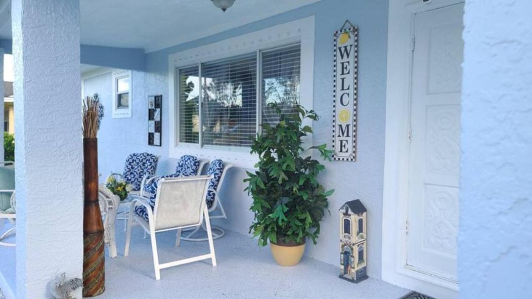 Palm Springs 3-Bedroom 2-Bath 5 Miles To The Beach Лейк-Ворт Екстер'єр фото